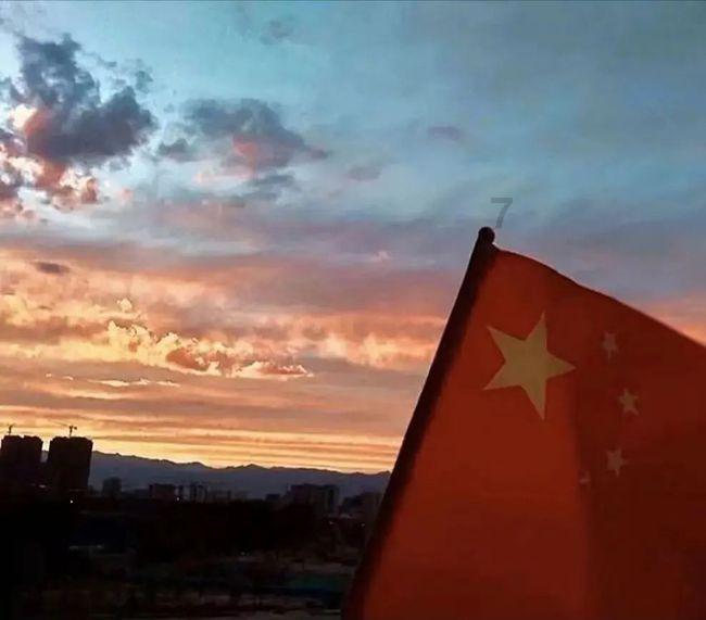 尘埃3